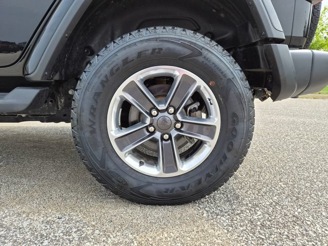Used 2021 Jeep Wrangler Unlimited Sahara AWD/4WD image 10