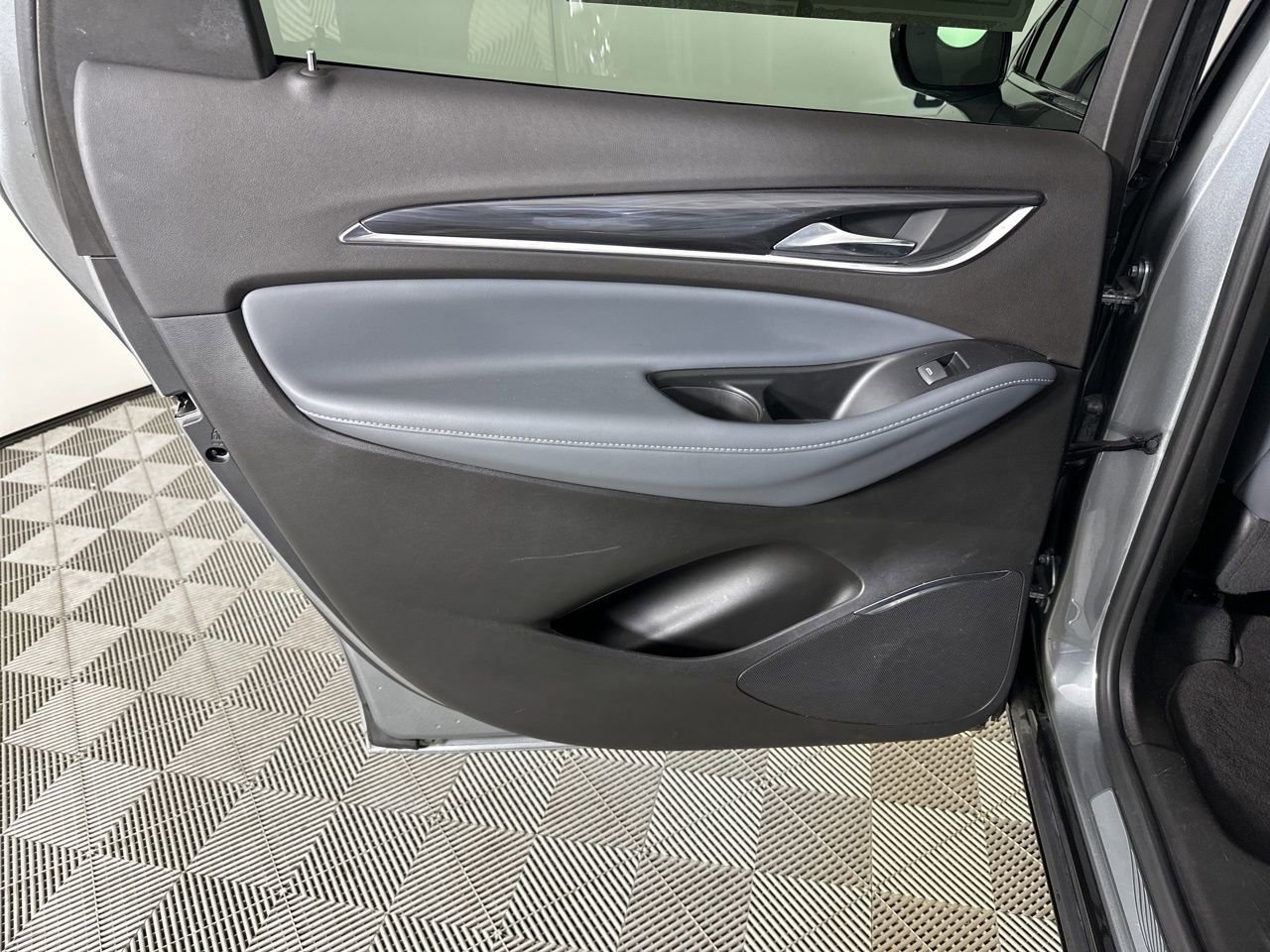 Used 2023 Buick Enclave Essence w/ Experience Buick Package image 25