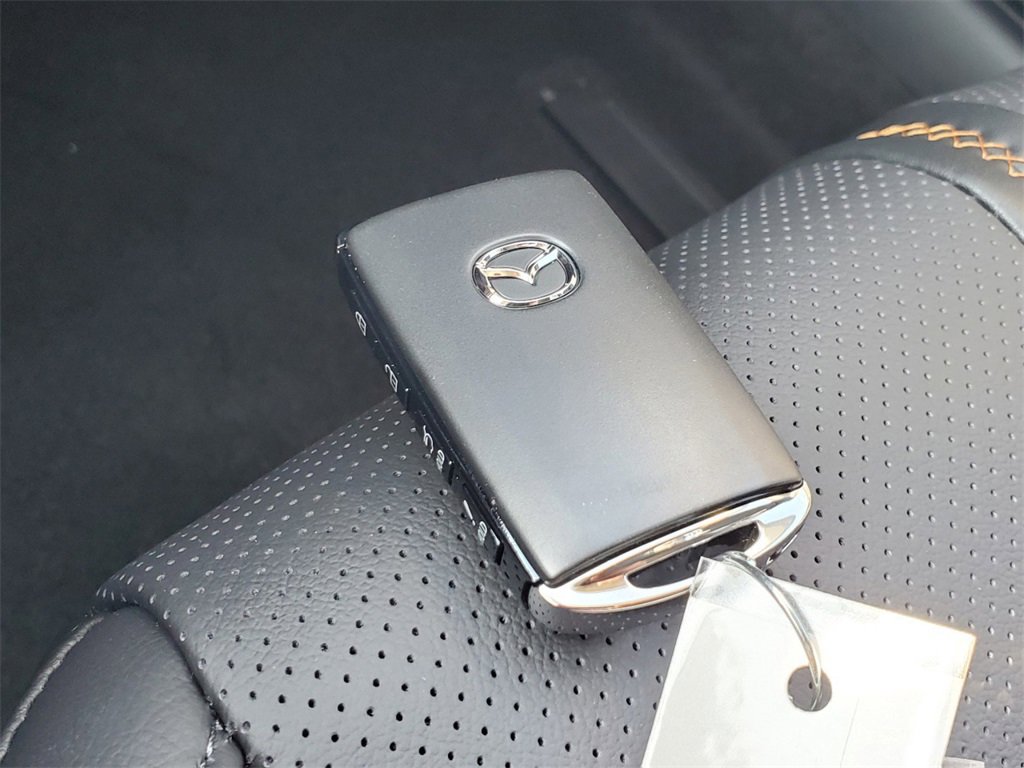 New 2025 MAZDA CX-50 AWD 2.5 S w/ Weather Package image 29