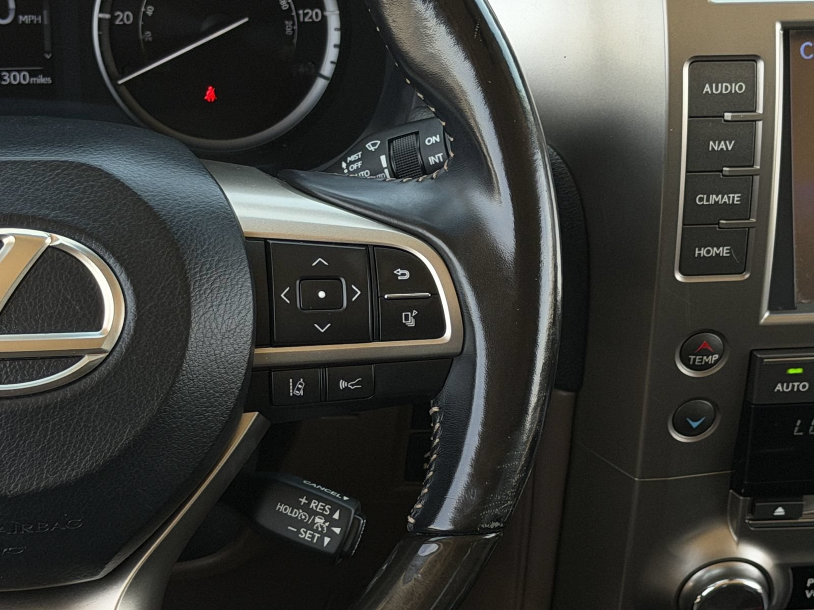 Used 2020 Lexus GX 460 Premium AWD/4WD image 15