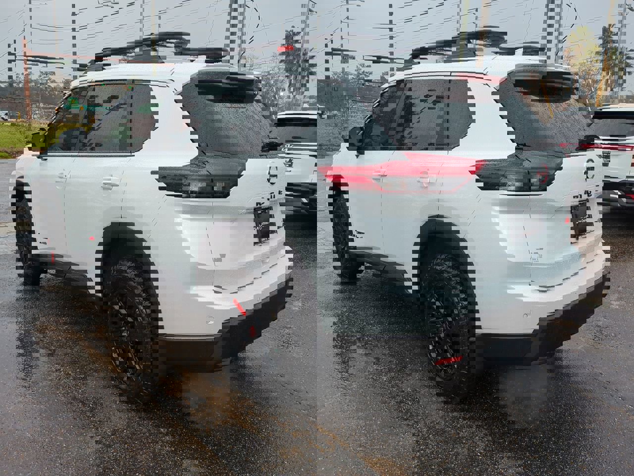 Used 2025 Nissan Rogue Rock Creek image 7