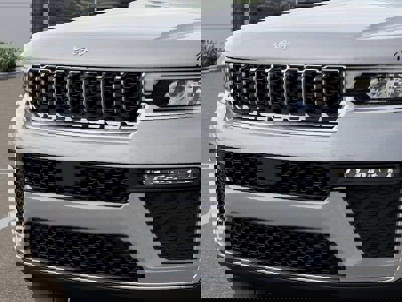 New 2026 Jeep Grand Cherokee Limited image 11