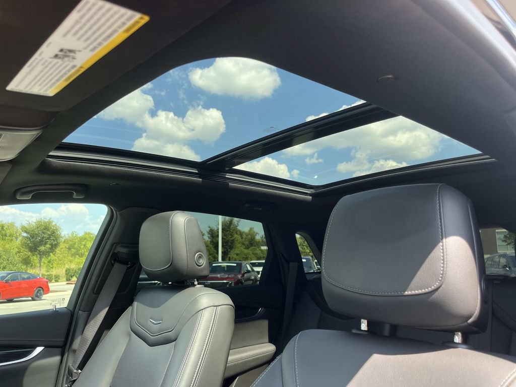 Certified 2023 Cadillac XT5 Premium Luxury AWD/4WD image 31
