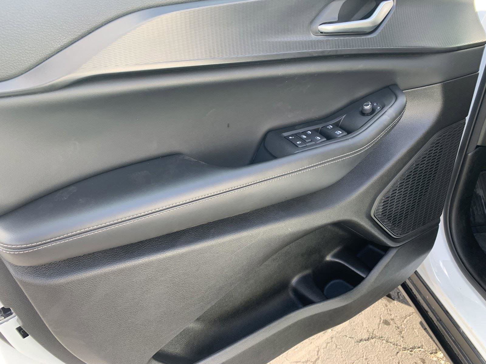 Used 2024 Jeep Grand Cherokee L Altitude image 14