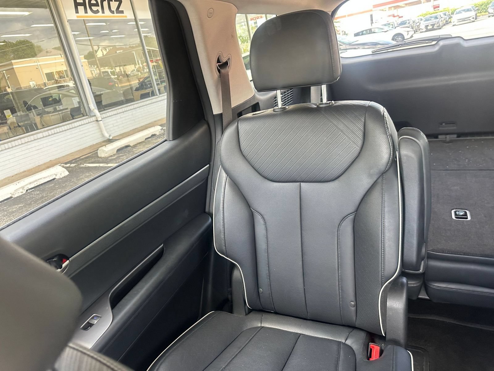 Used 2025 Hyundai Palisade SEL FWD image 41