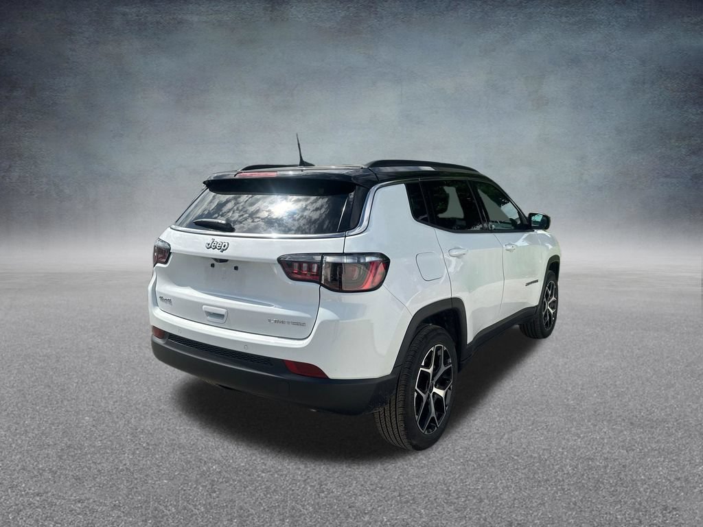 Used 2026 Jeep Compass Limited AWD/4WD image 35