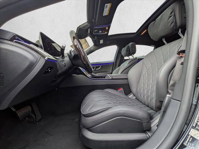 New 2026 Mercedes-Benz S 580e 4MATIC Sedan image 4