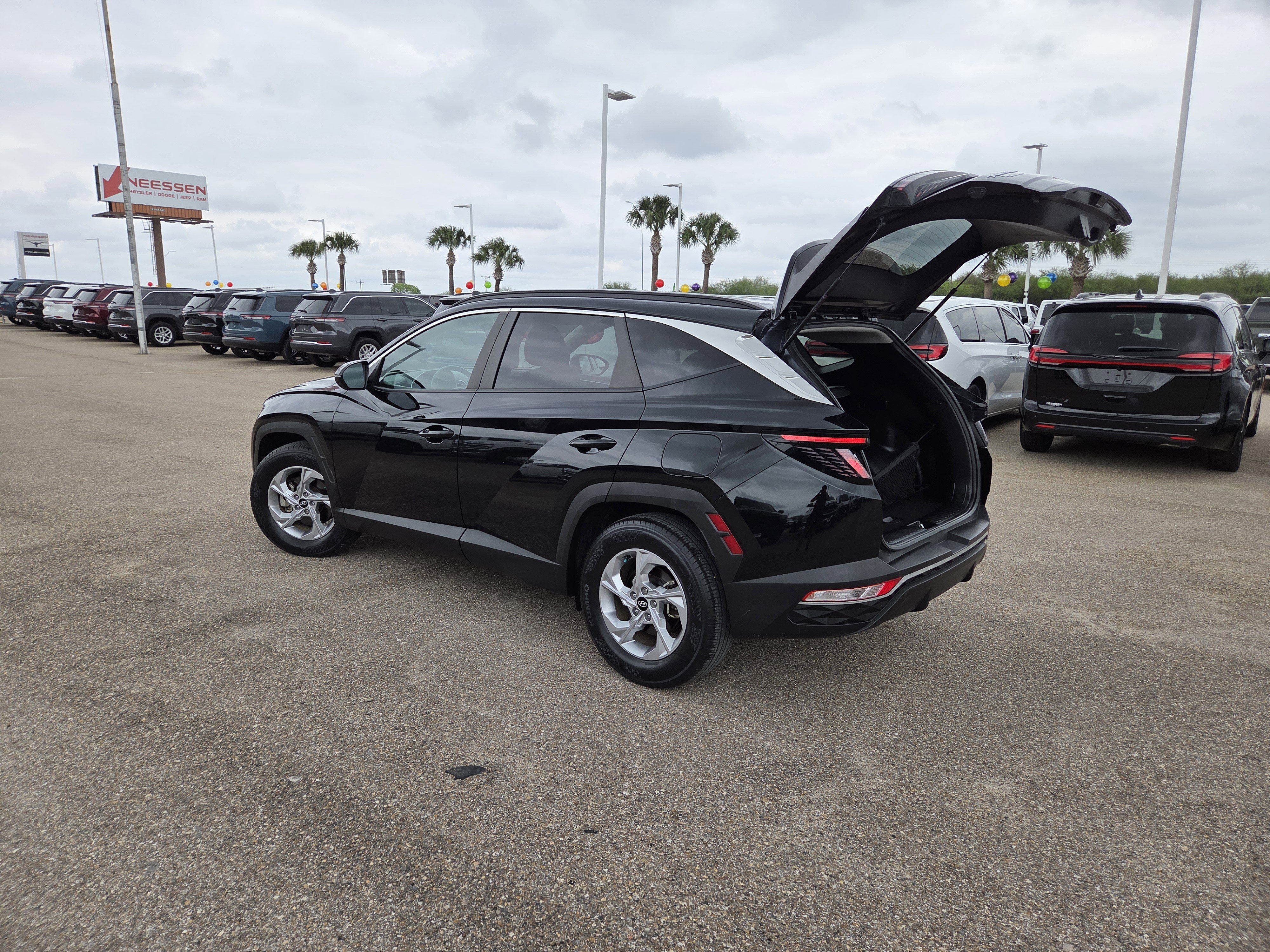 Used 2022 Hyundai Tucson SEL w/ Cargo Package FWD image 23