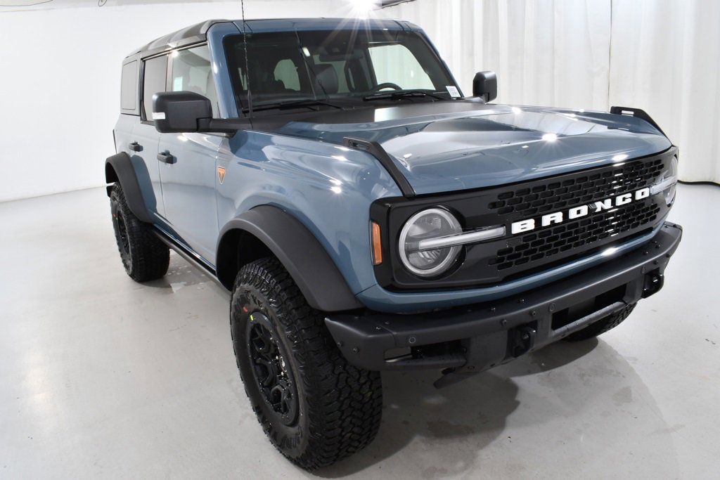 New 2025 Ford Bronco Badlands image 4