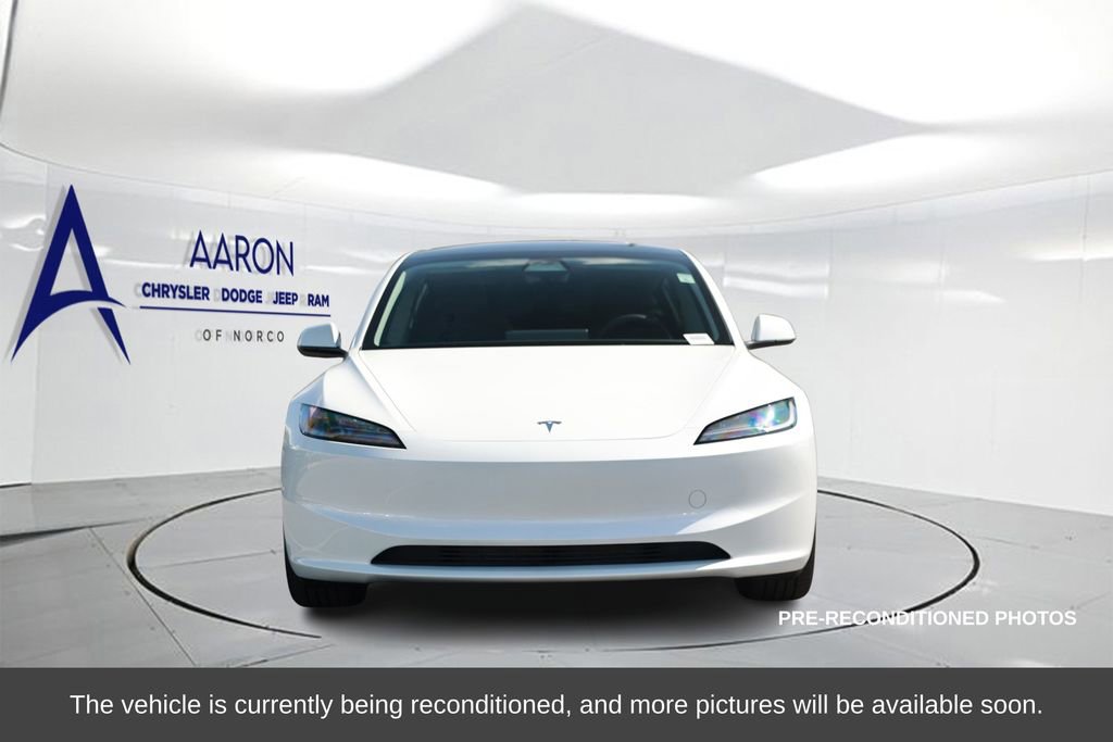 Used 2025 Tesla Model 3 Long Range image 4