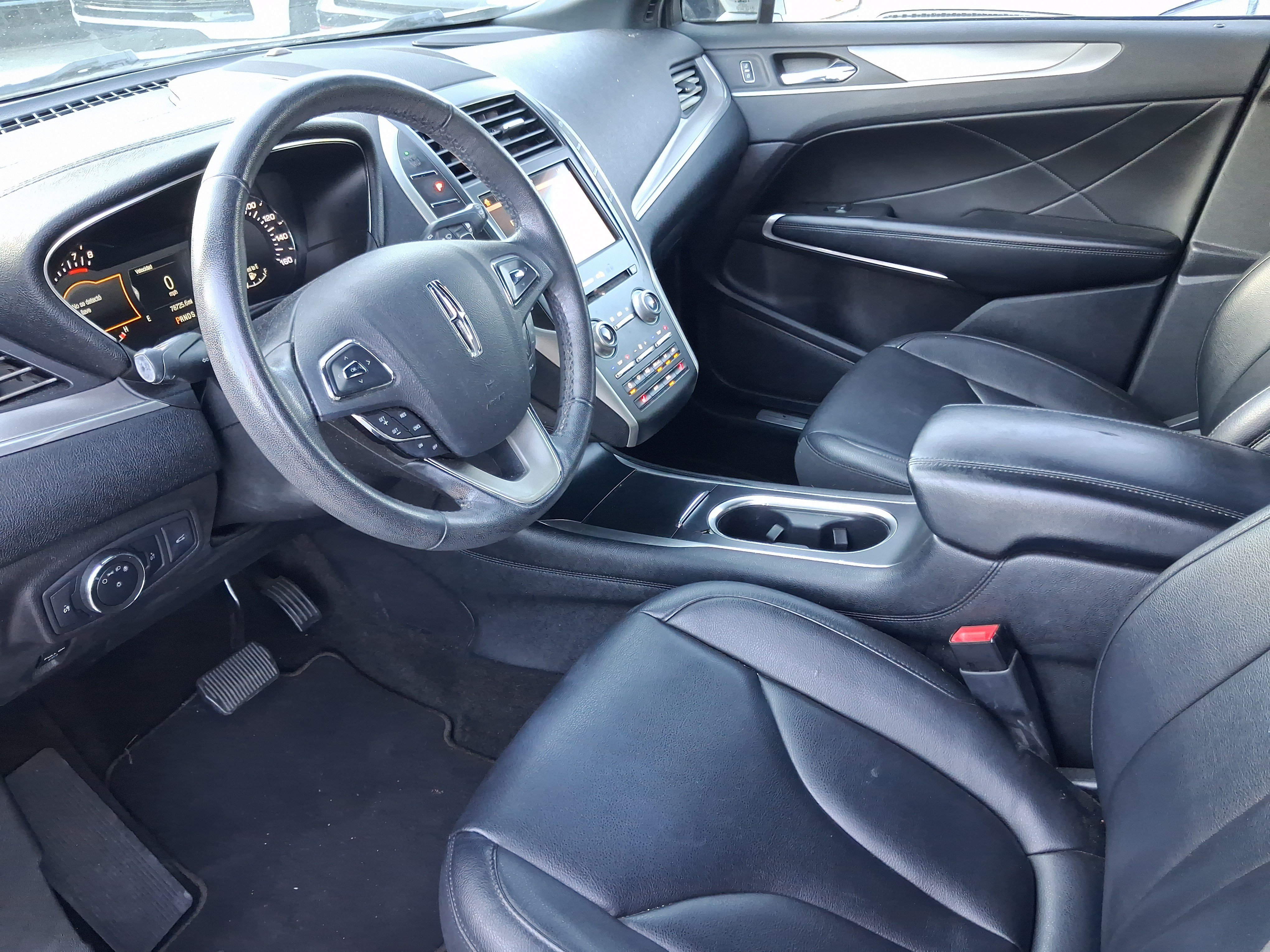 Used 2019 Lincoln MKC Premiere FWD image 9