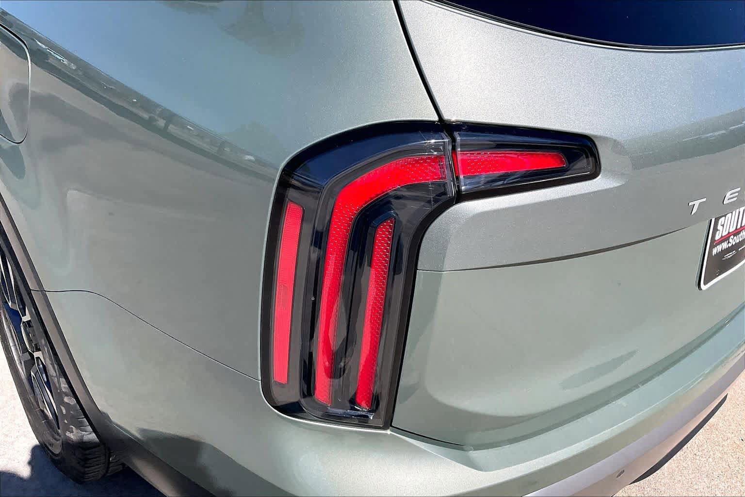Used 2023 Kia Telluride SX Prestige X-Pro AWD/4WD image 28