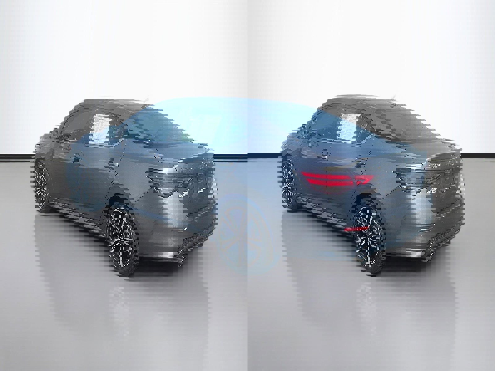 Used 2022 Nissan Sentra SR w/ Trunk Package image 5