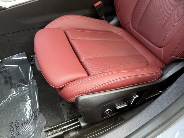 Used 2025 BMW 330i 330i image 17