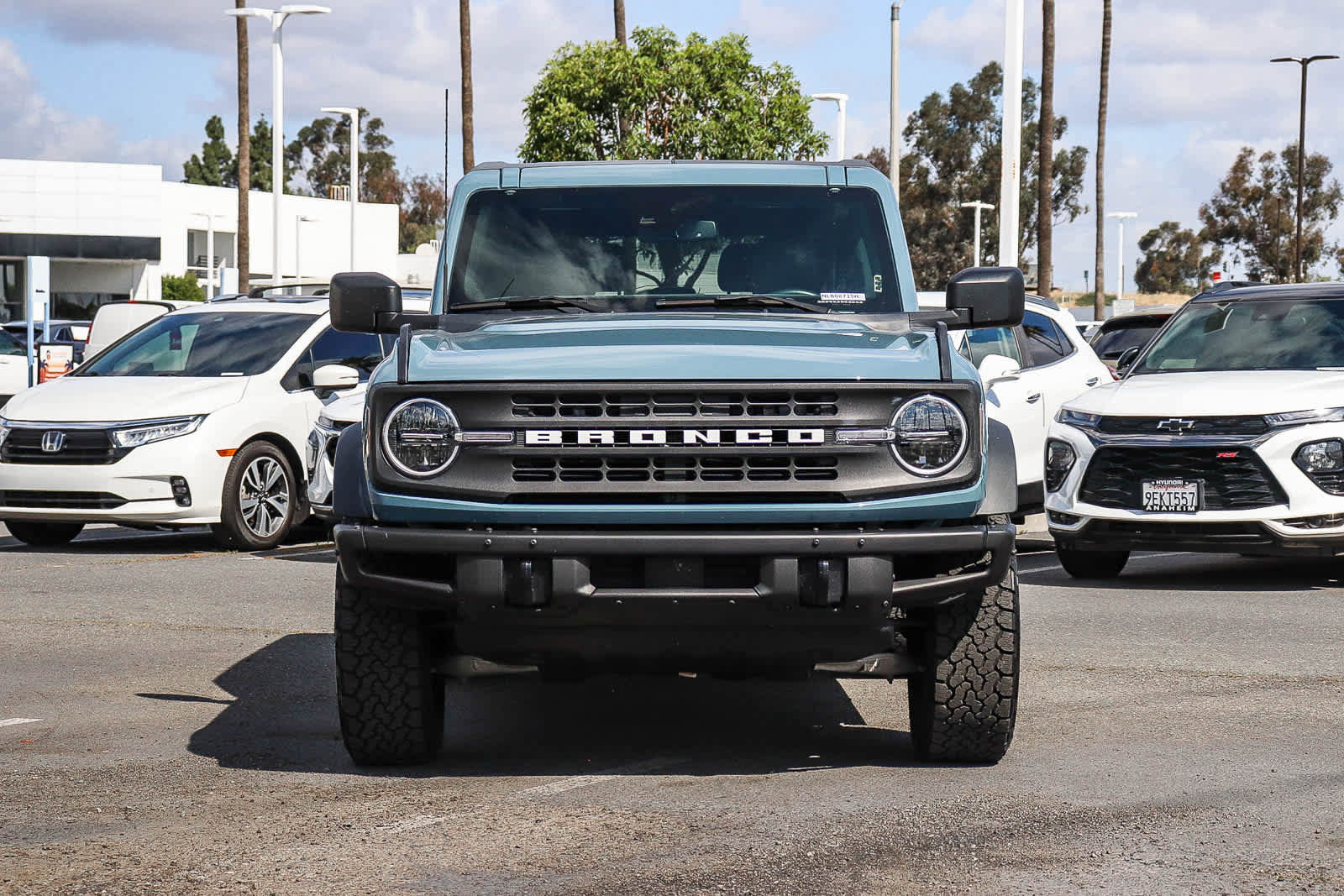 Used 2022 Ford Bronco Black Diamond image 2