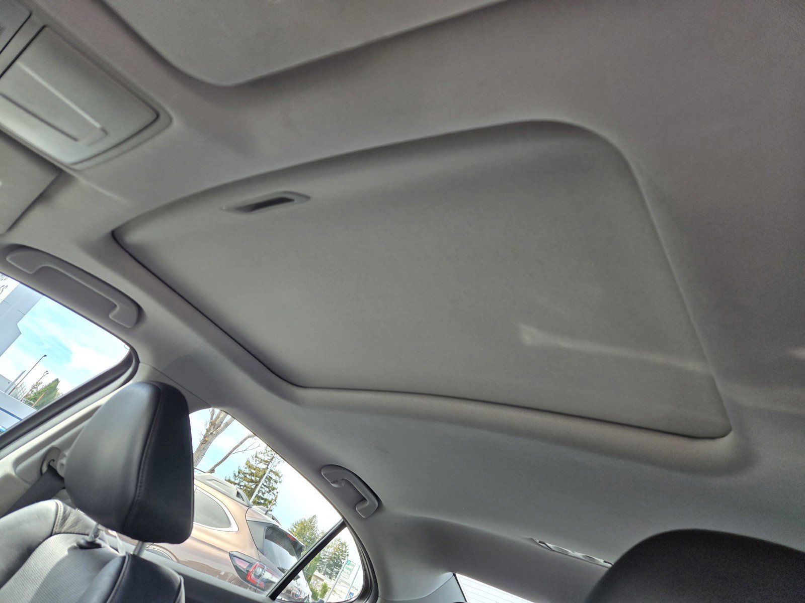 Used 2017 Acura TLX w/ Technology Package image 11