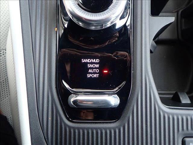 New 2026 Jeep Cherokee Overland w/ Trailer Tow Group AWD/4WD image 25