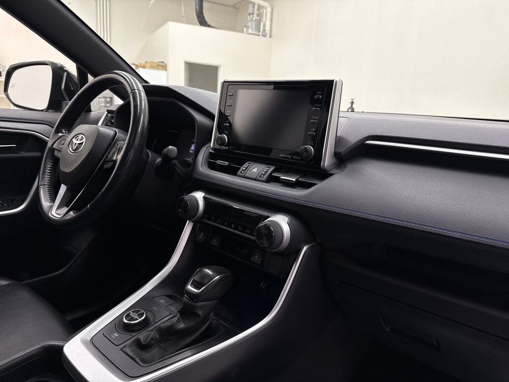 Used 2019 Toyota RAV4 XSE w/ XSE Weather Package AWD/4WD image 24
