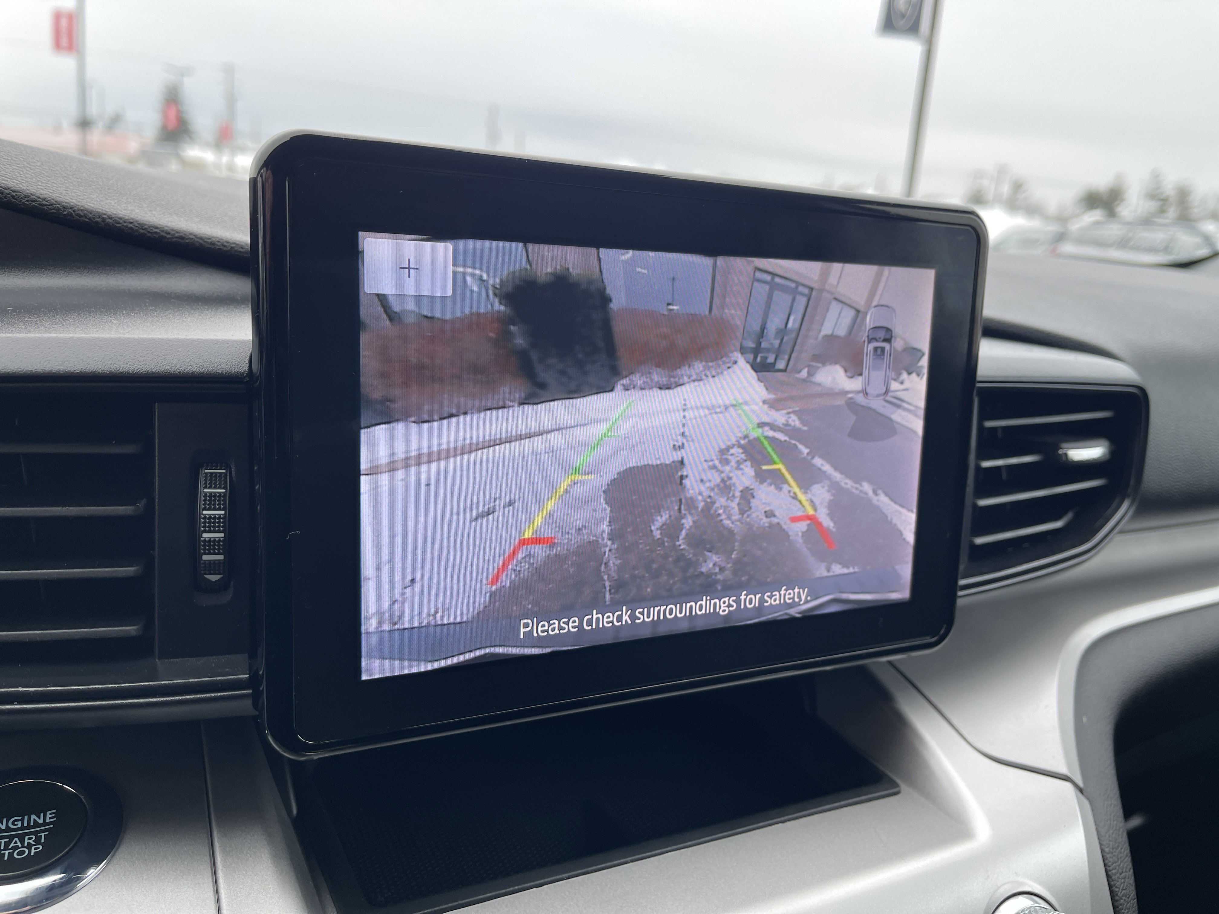 Certified 2022 Ford Explorer XLT w/ Class IV Trailer Tow Package image 20