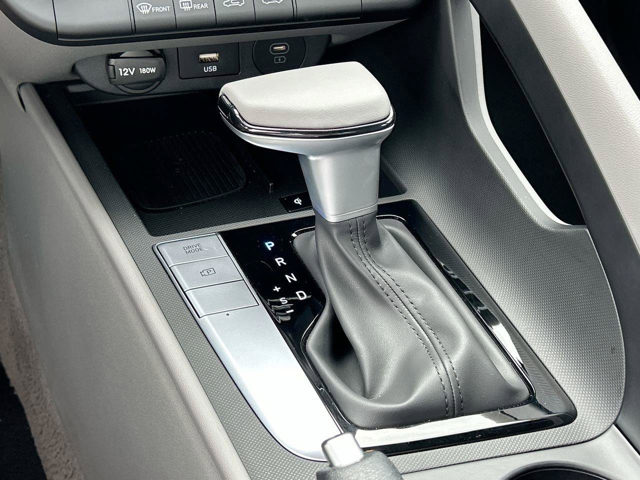 New 2026 Hyundai Elantra Sport FWD image 31