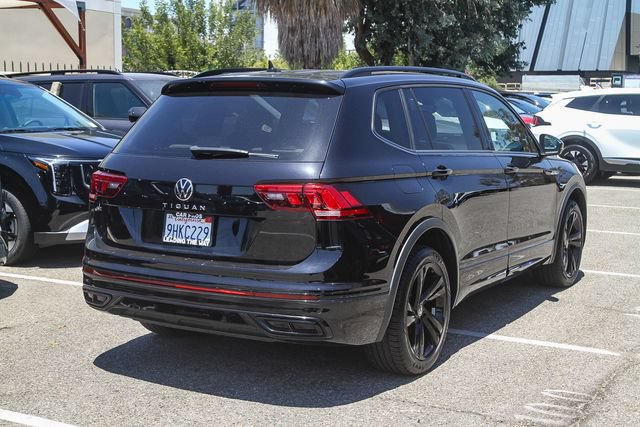 Used 2023 Volkswagen Tiguan SE R-Line FWD image 10
