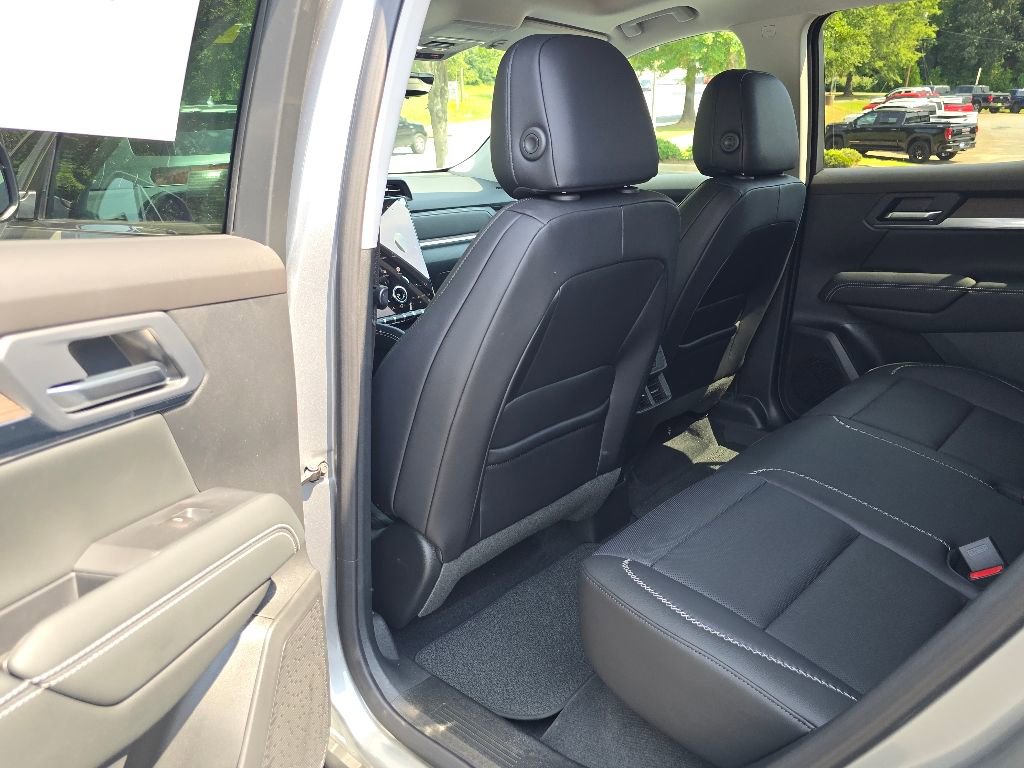 New 2026 GMC Terrain Denali image 5