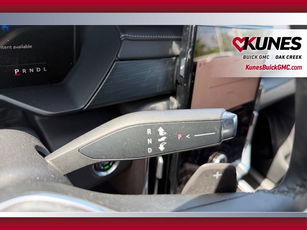 Used 2024 GMC Acadia Elevation AWD/4WD image 29
