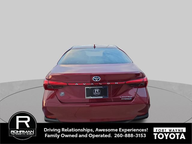 Used 2019 Toyota Avalon Limited FWD image 8