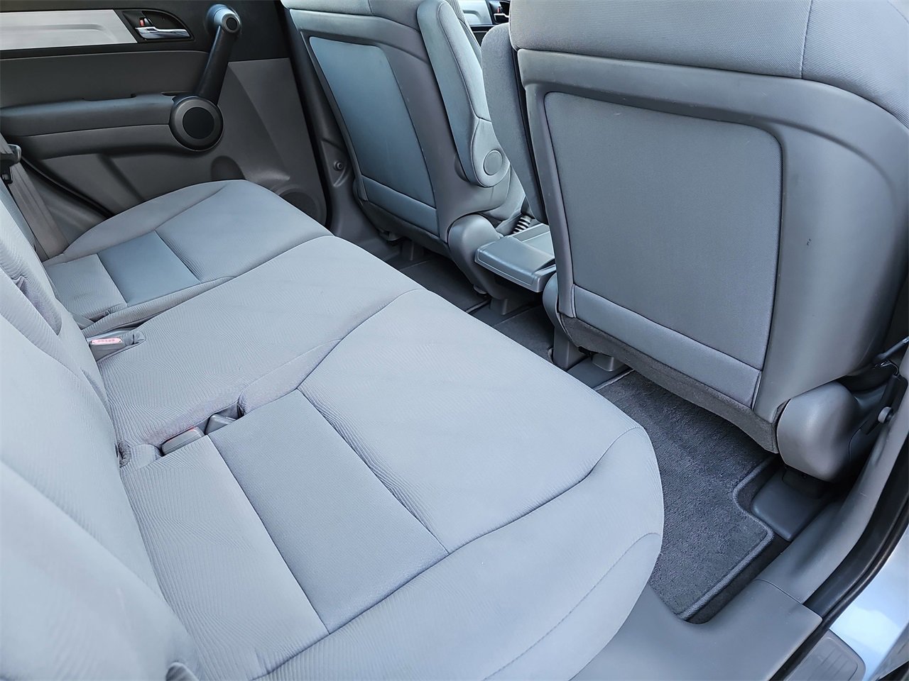 Used 2010 Honda CR-V LX image 11