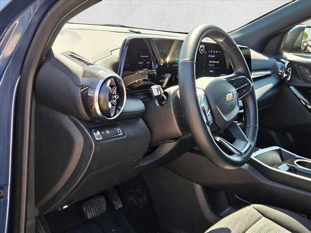 Used 2025 Chevrolet Equinox LT FWD image 10