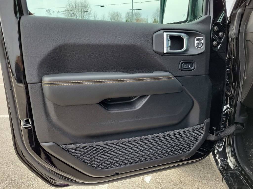 New 2026 Jeep Gladiator Sport AWD/4WD image 17