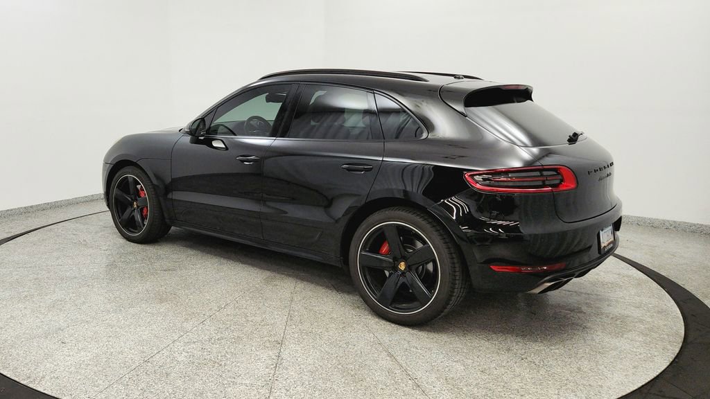 Used 2015 Porsche Macan Turbo image 10