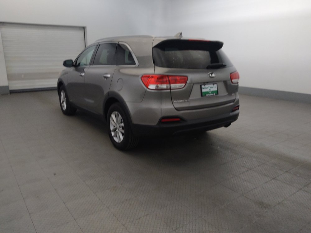 Used 2018 Kia Sorento AWD image 5