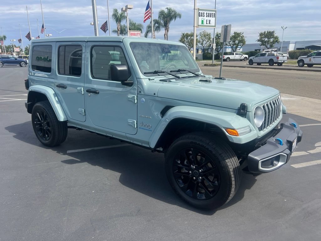 Used 2024 Jeep Wrangler Unlimited Sahara w/ Technology Group AWD/4WD image 10