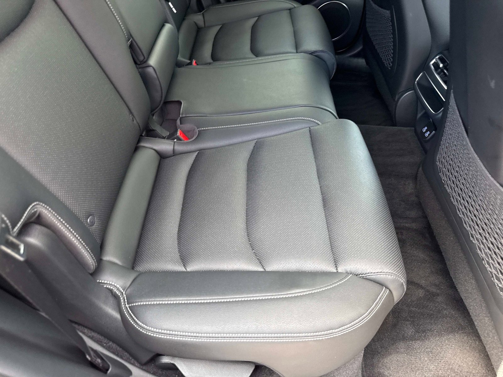 Used 2026 Genesis GV70 2.5T image 28