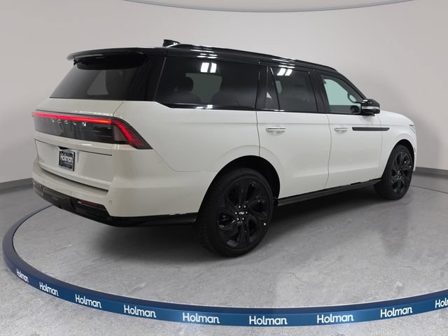 New 2027 Lincoln Navigator Black Label AWD/4WD image 5