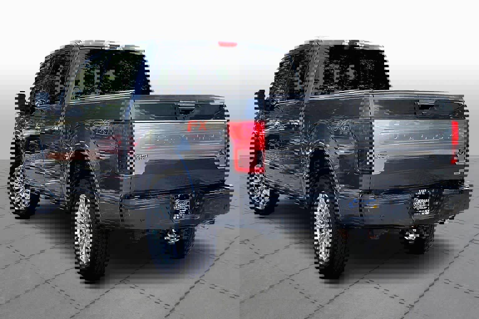 Used 2019 Ford F150 Platinum w/ Equipment Group 701A Luxury image 12