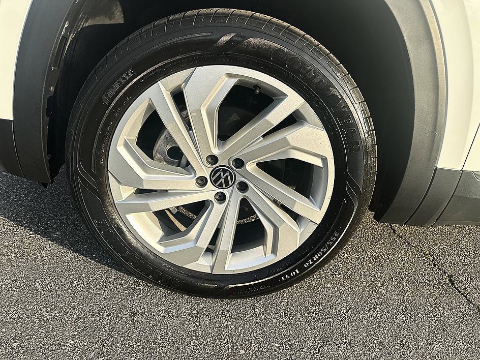 Used 2023 Volkswagen Atlas SE image 9