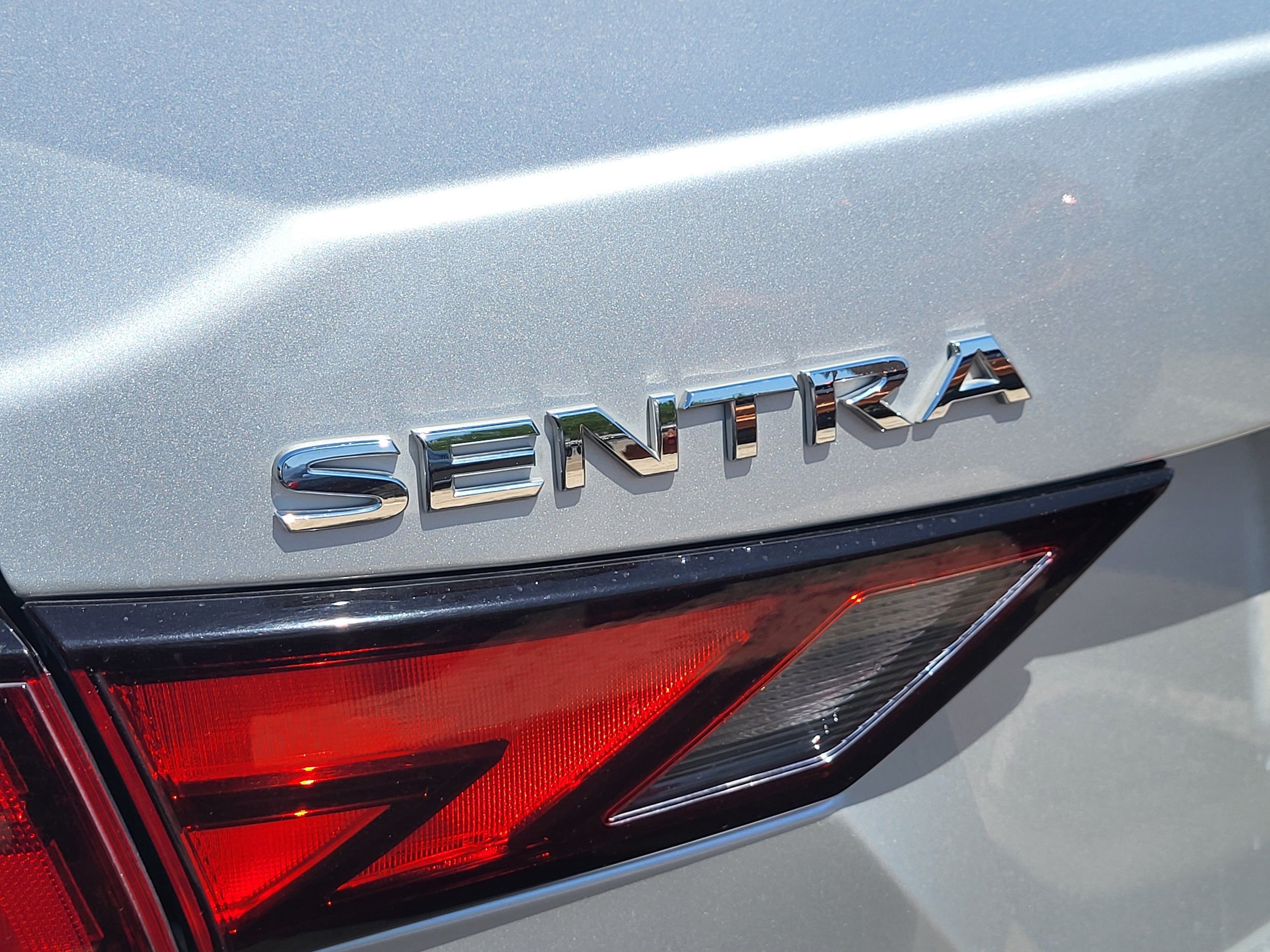 Used 2023 Nissan Sentra SV w/ All-Weather Package FWD image 18