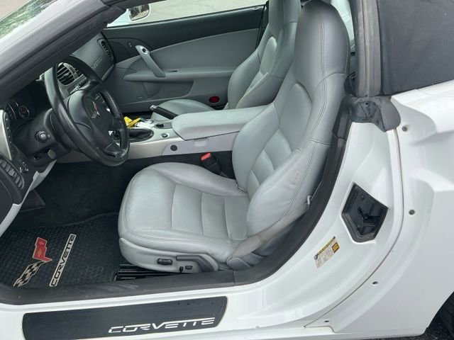Used 2005 Chevrolet Corvette Convertible w/ Preferred Equipment Group image 9