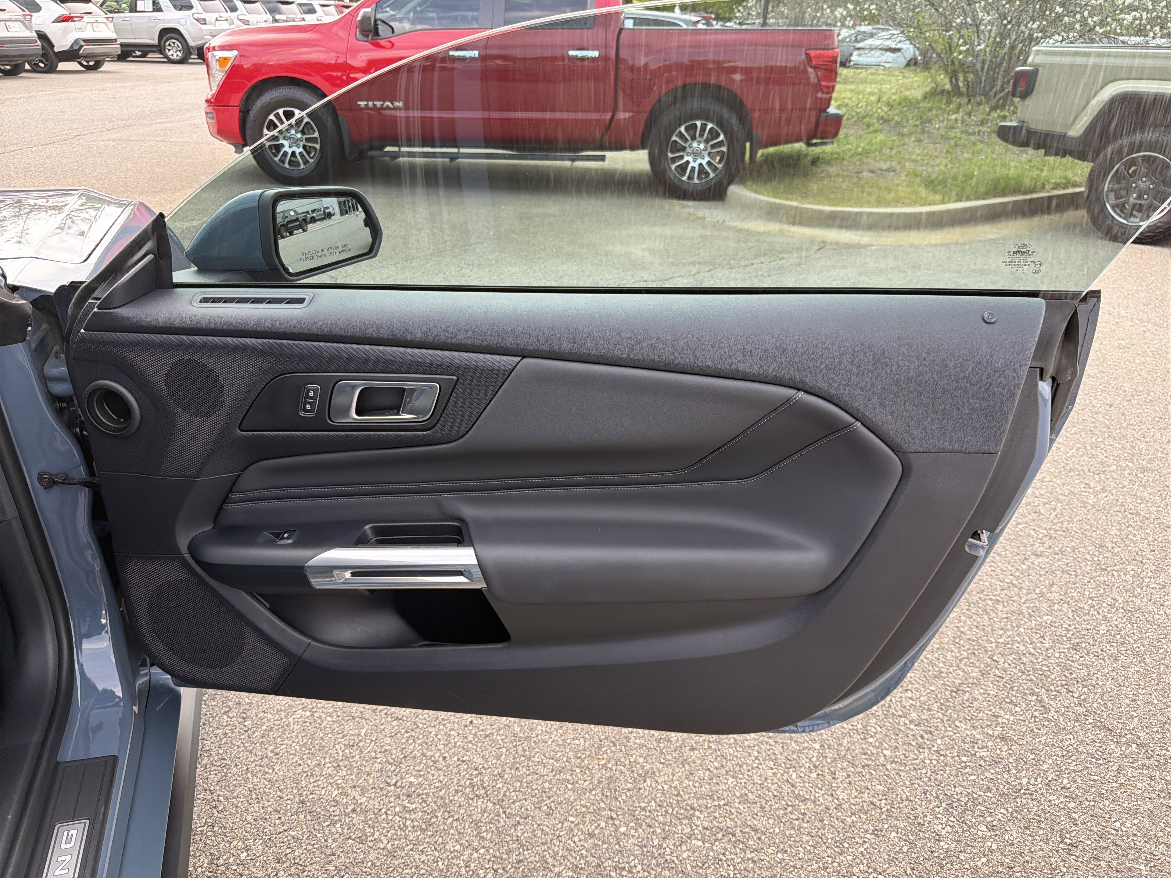 Used 2024 Ford Mustang Premium RWD image 28