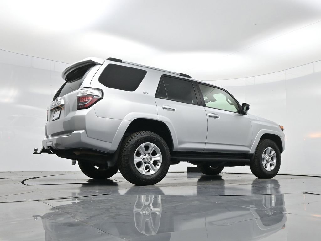 Used 2021 Toyota 4Runner SR5 image 40