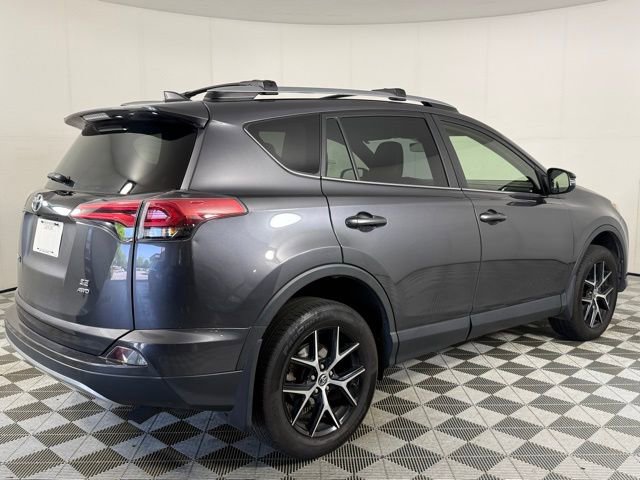 Used 2018 Toyota RAV4 SE w/ Power Extra Value Package AWD/4WD image 12