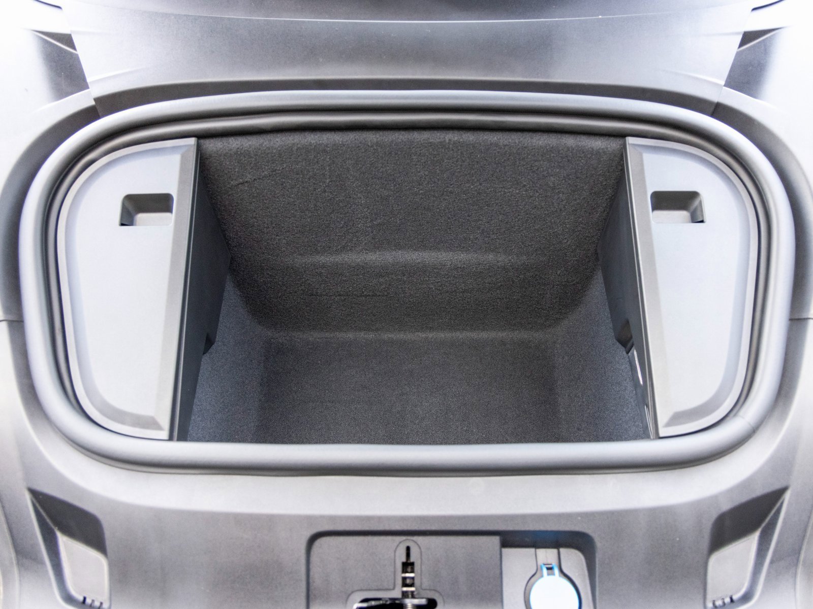 Certified 2022 Porsche Taycan 4 Cross Turismo image 56