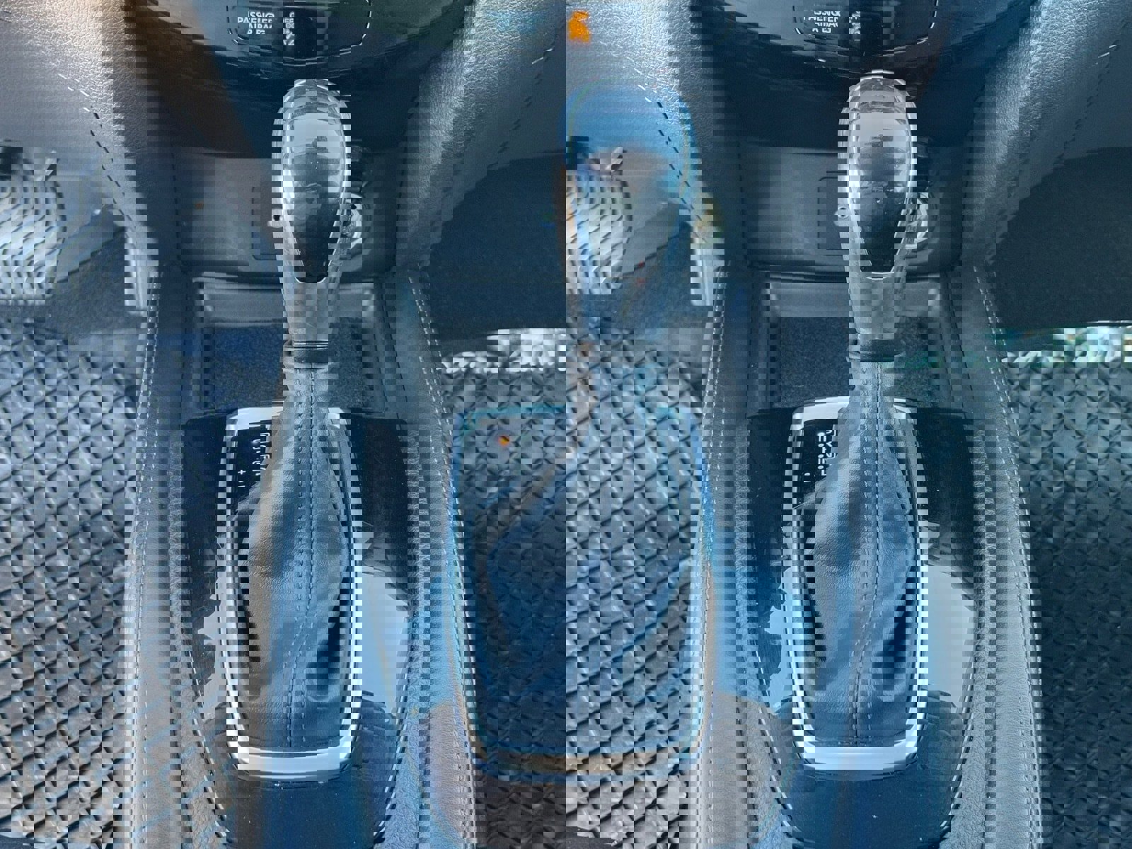 Used 2018 Nissan Rogue SL image 26