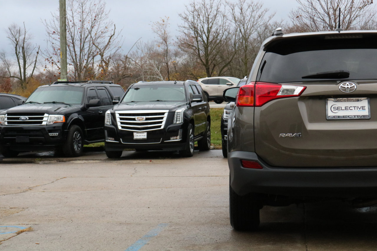 Used 2015 Toyota RAV4 XLE image 10