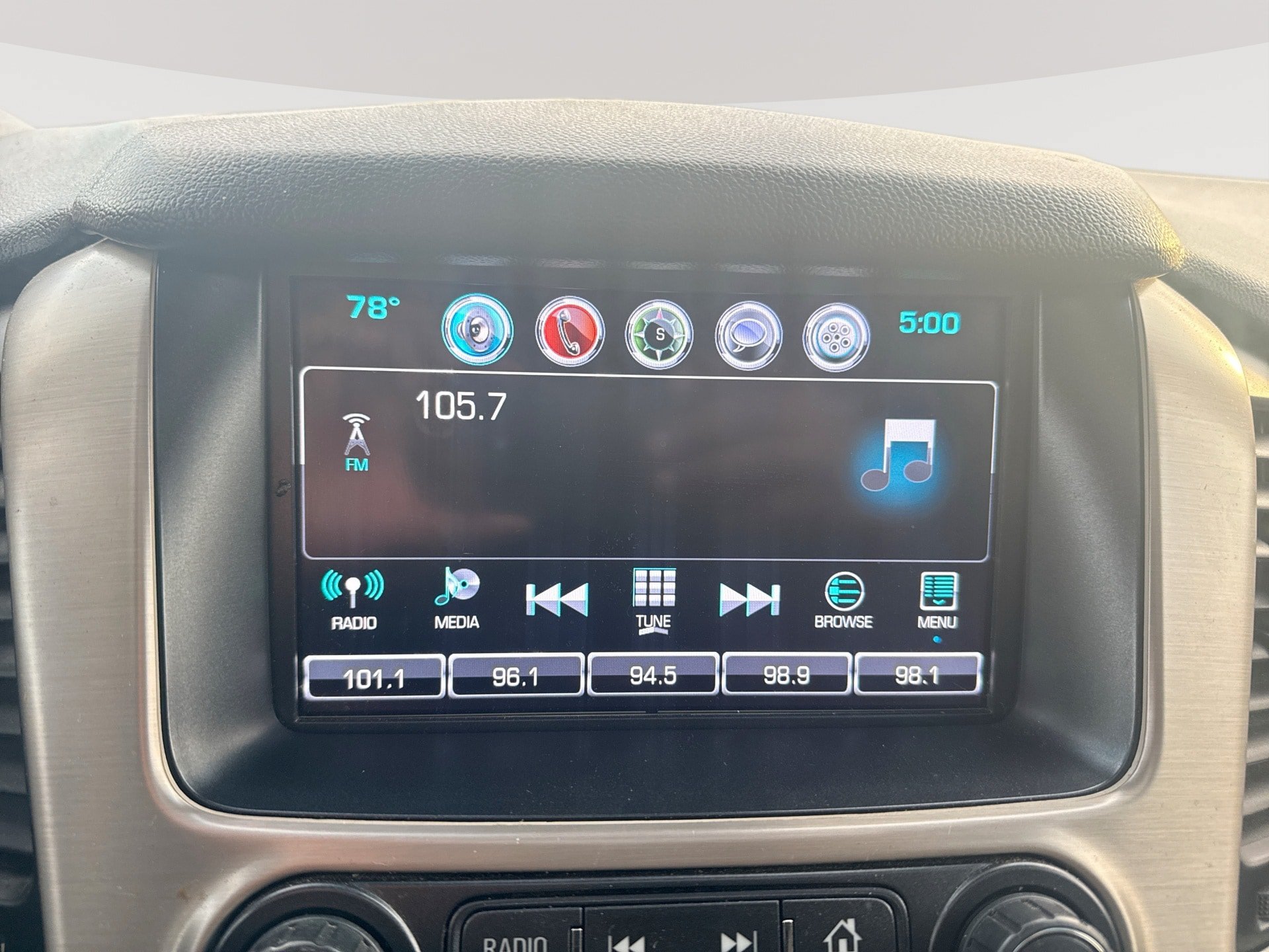 Used 2018 GMC Yukon Denali w/ Denali Ultimate Package AWD/4WD image 12
