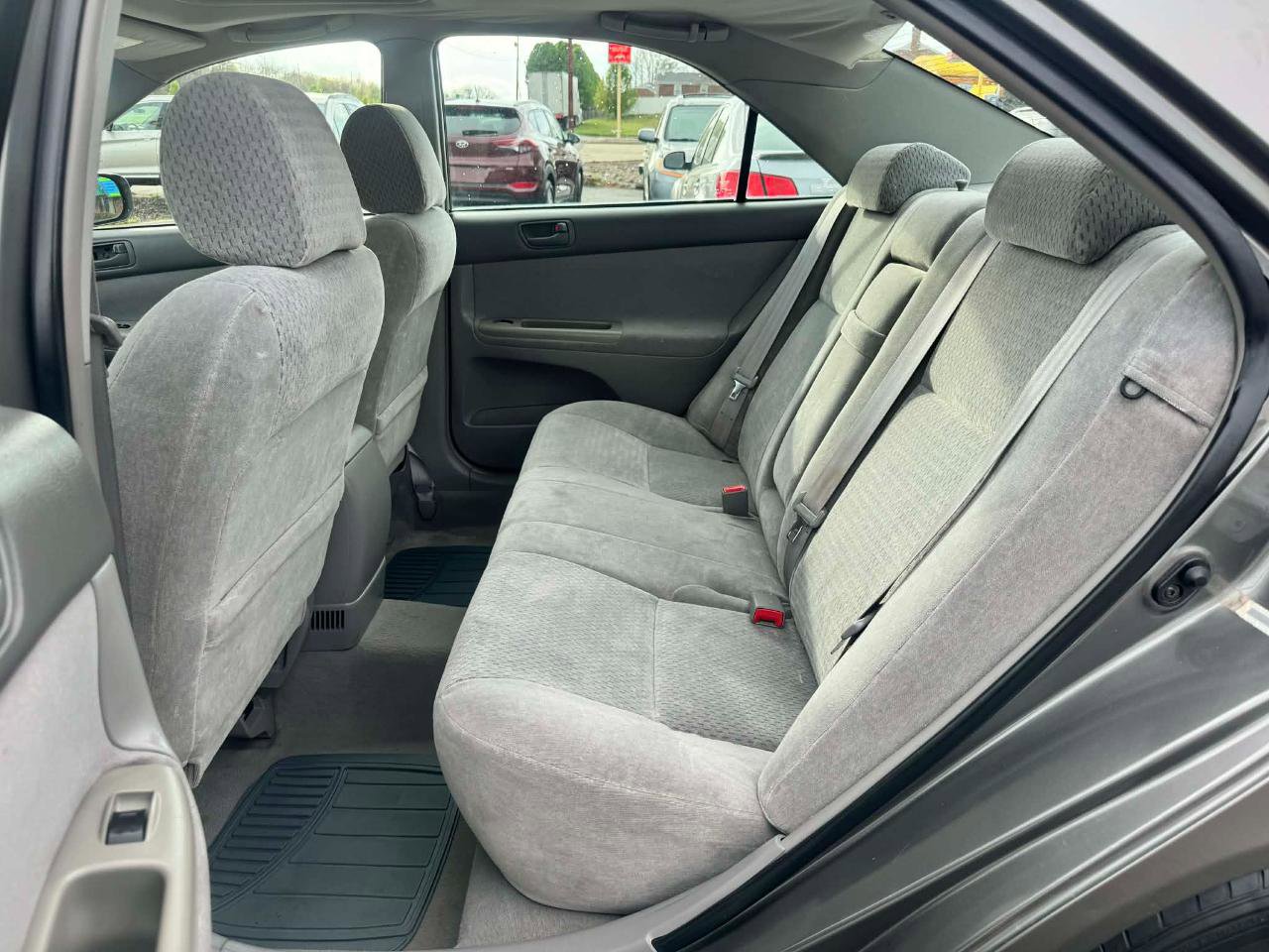 Used 2002 Toyota Camry LE FWD image 12