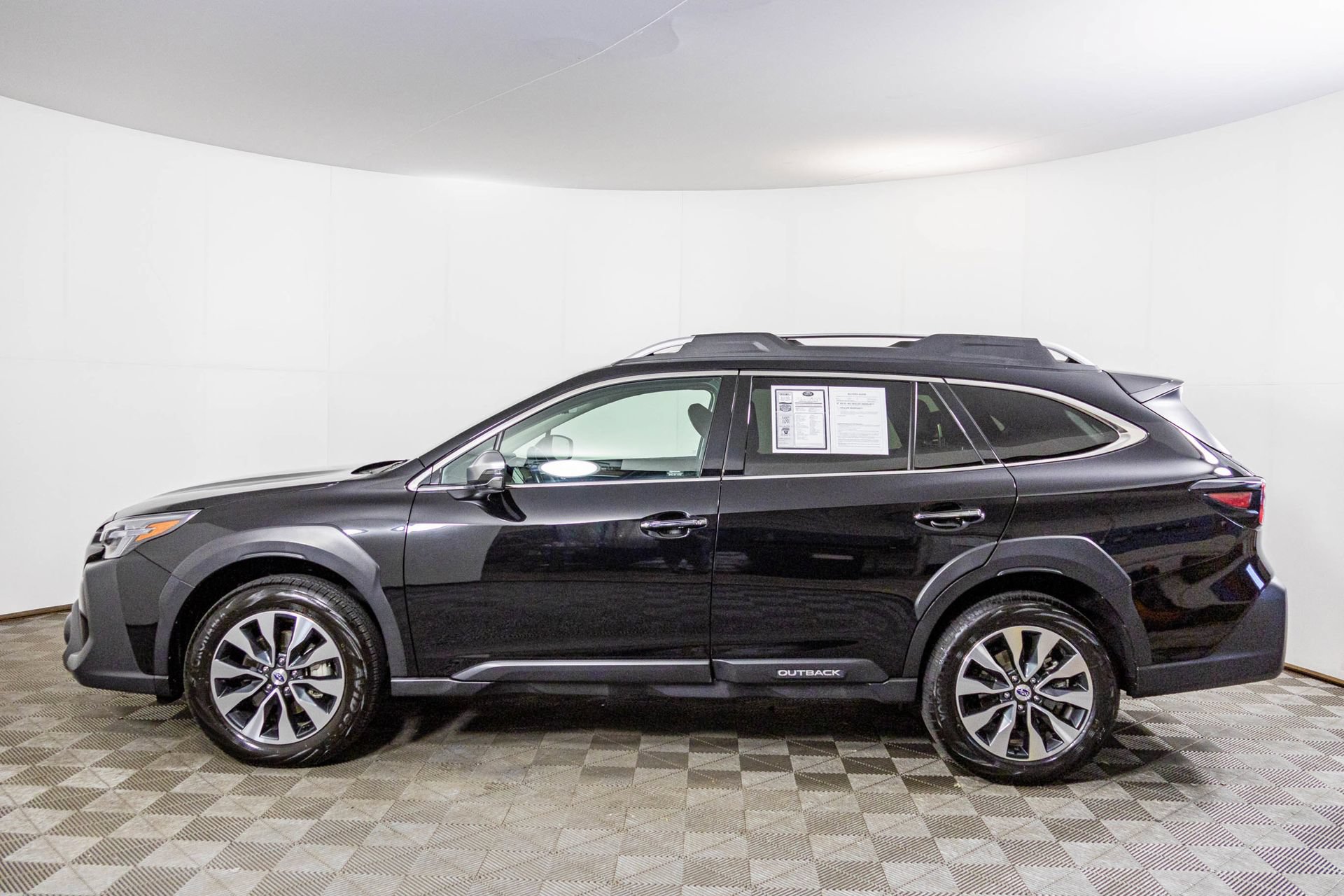 Used 2024 Subaru Outback Touring XT AWD/4WD image 26