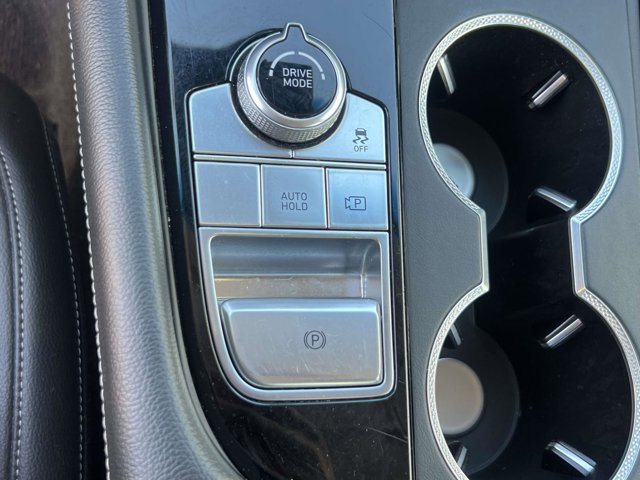 Used 2025 Genesis G70 2.5T AWD/4WD image 31